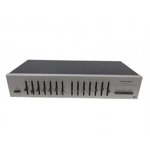 Realistic 31-1989 Stereo Frequency Equalizer South Korea | Seven Band Silver